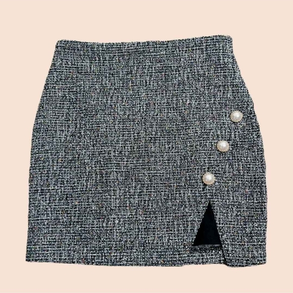 Lovers + Friends Dresses & Skirts - Lovers + Friends Black Tweed Pencil Skirt with Pearl Details